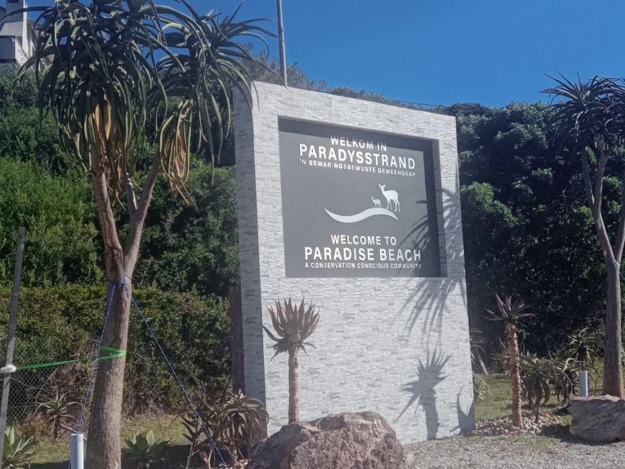 Commercial Property for Sale in Paradise Beach Eastern Cape